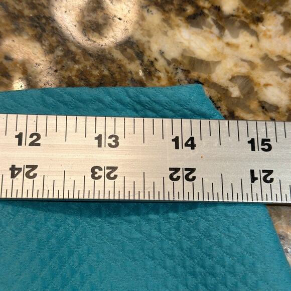 Dana Bachman 8Petite Aqua 2 Piece Suit with Diamond Texture - Picture 11 of 12